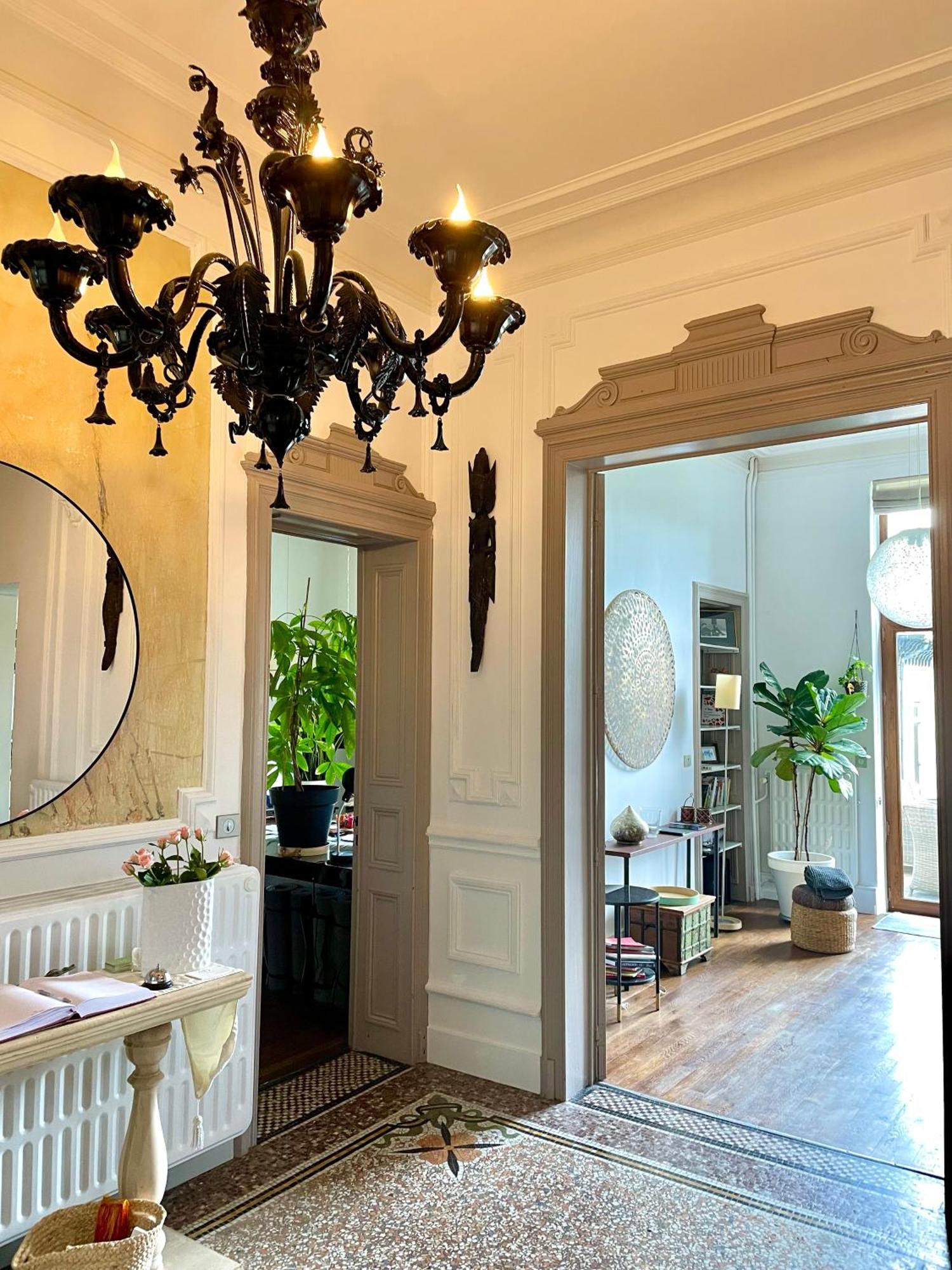 Homestay Villa O Virton Eksteriør billede