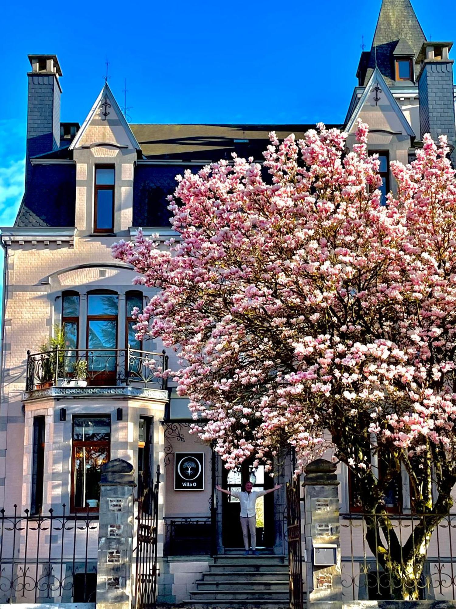 Homestay Villa O Virton Eksteriør billede