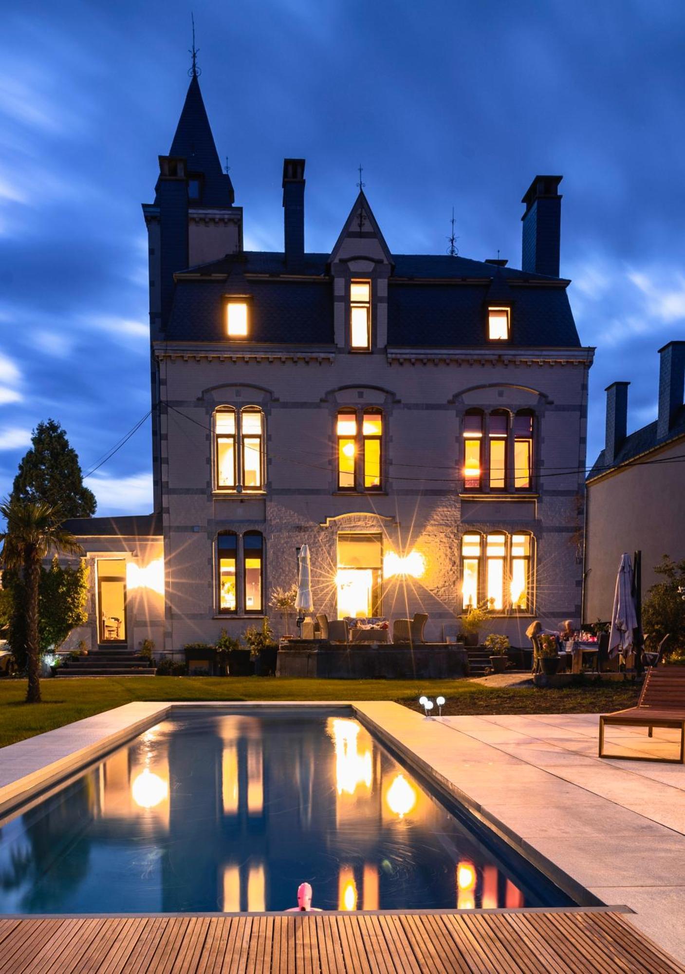 Homestay Villa O Virton Eksteriør billede