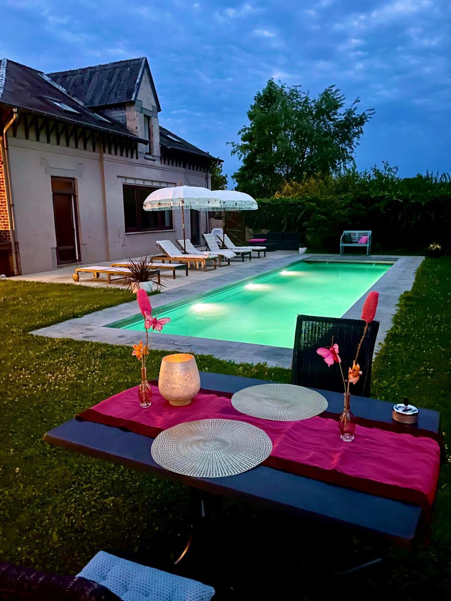 Homestay Villa O Virton Eksteriør billede